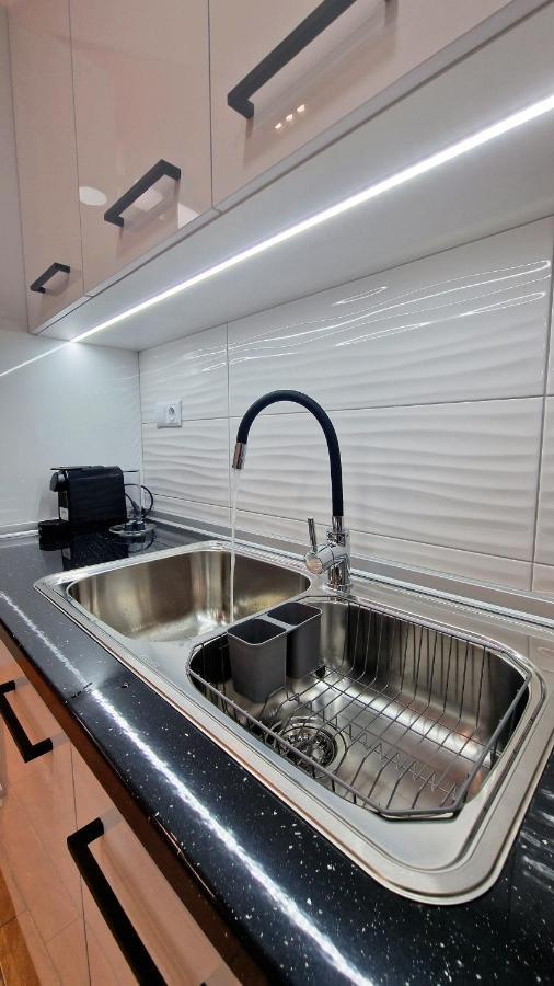 Pg Luxury Apartment Kavala Exterior foto