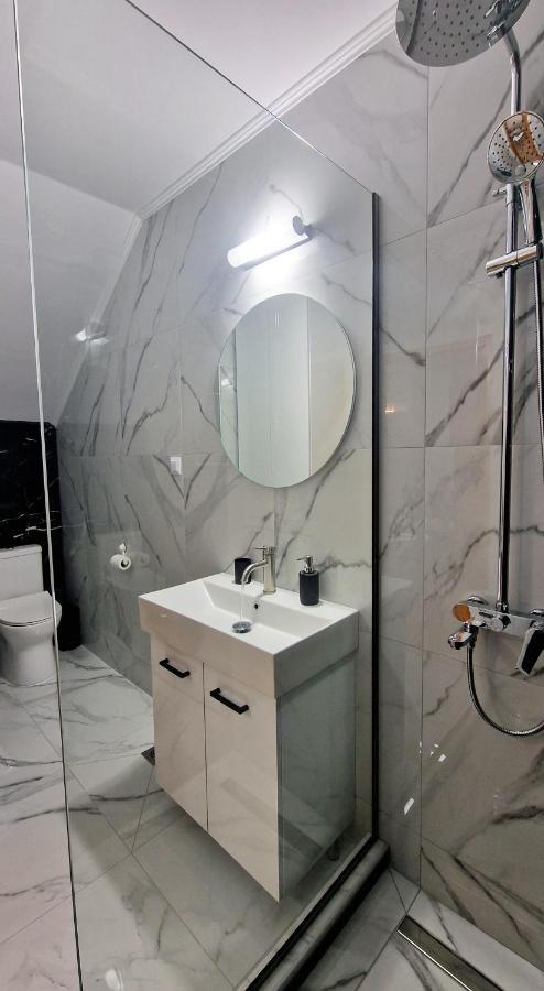 Pg Luxury Apartment Kavala Exterior foto