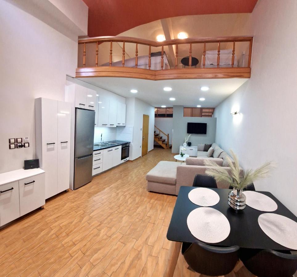 Pg Luxury Apartment Kavala Exterior foto
